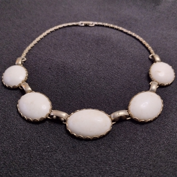 Jewelry - Gold and Cream Choker Necklace